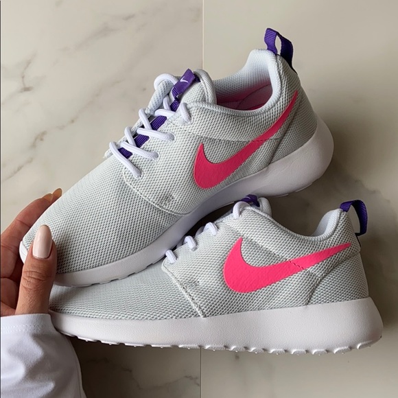 NWT Nike Roshe one - Picture 4 of 7